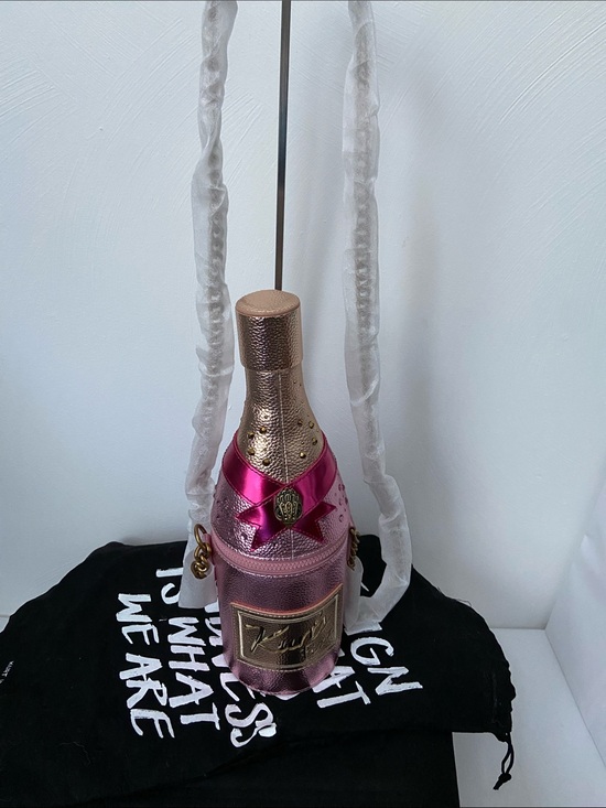 Kurt Geiger Handbags - Kurt Geiger Metallic Pink & Rose Gold Champagne Bottle Crossbody Bag